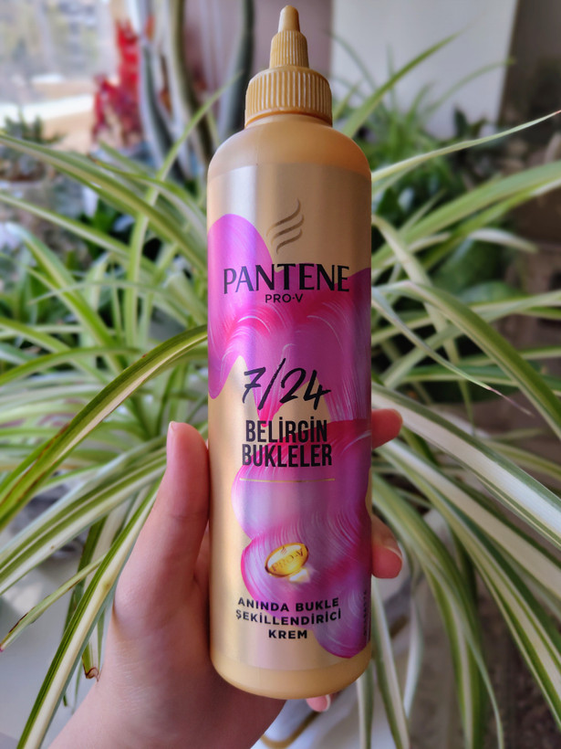 کرم مو و ماسک مو بعد حمام بدون آبکشی موشکی صورتی پنتن اصلی ترکیه مناسب مو فر و حالت دار حجم ۳۰۰ میل